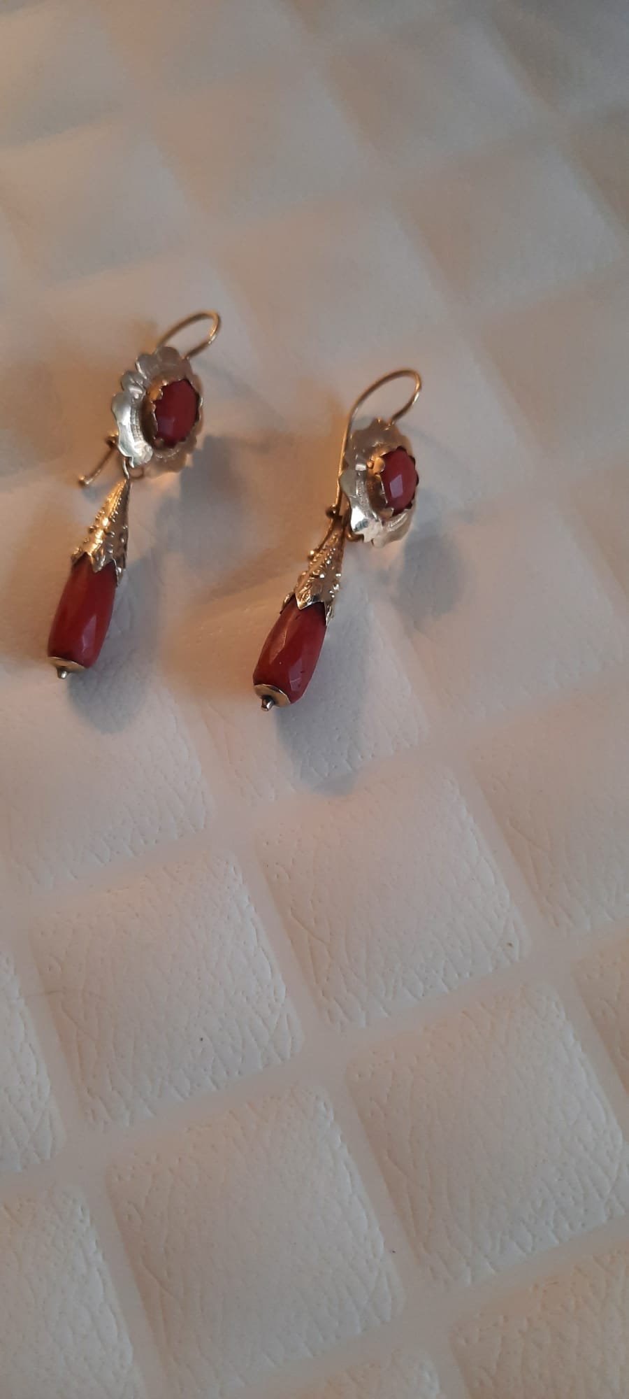 ORECCHINO BORBONICO CORALLO