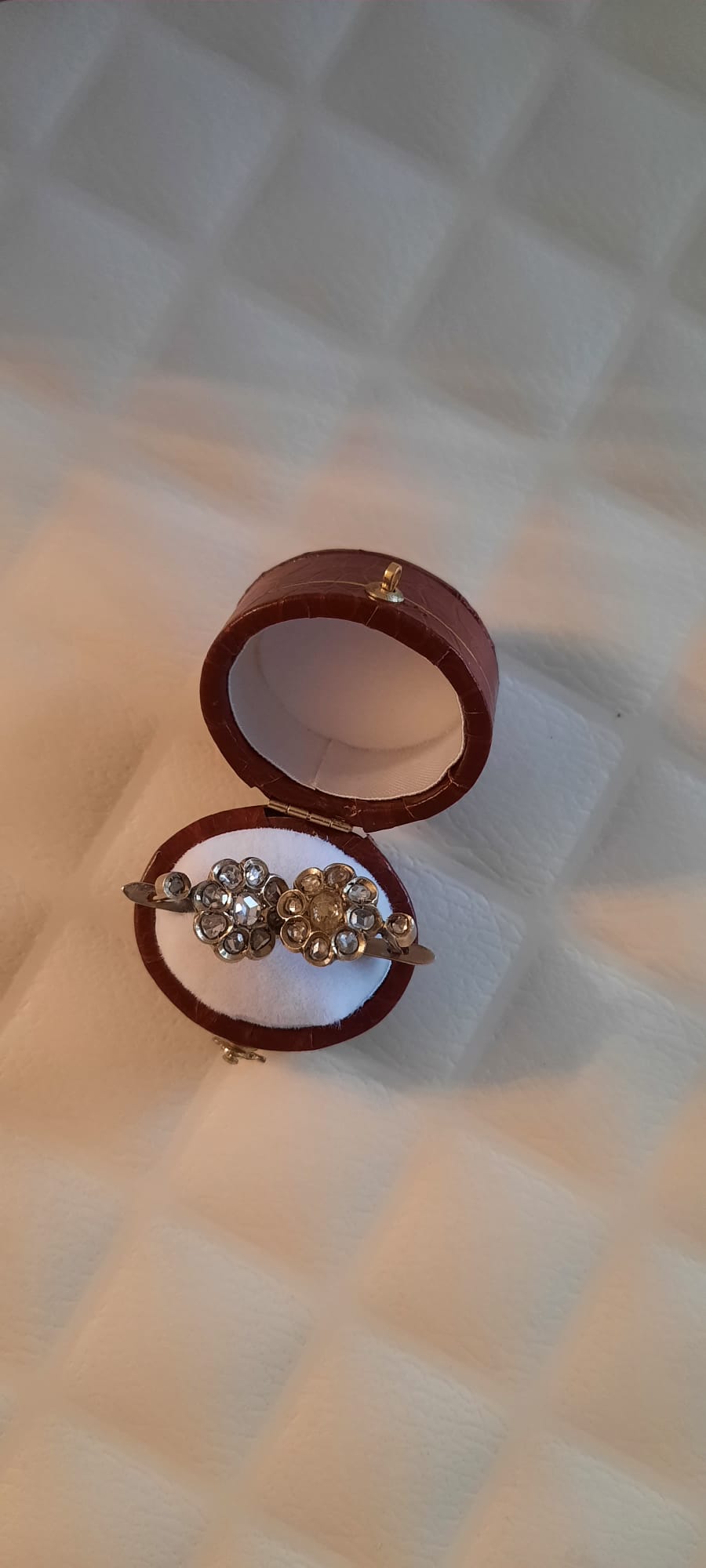 ORECCHINI A TOPPA 1917 CON DIAMANTI OLD MINE